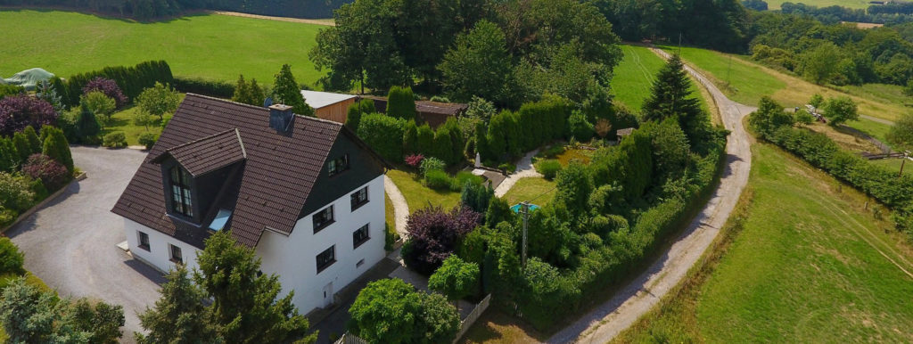 VERKAUFT / Großzügiges Zweifamilienhaus in ruhiger Lage von Witten-Herbede