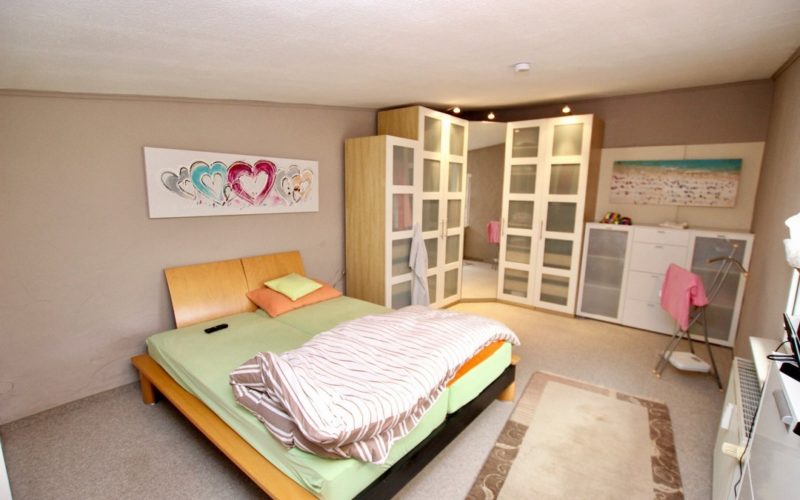 Schlafzimmer EG