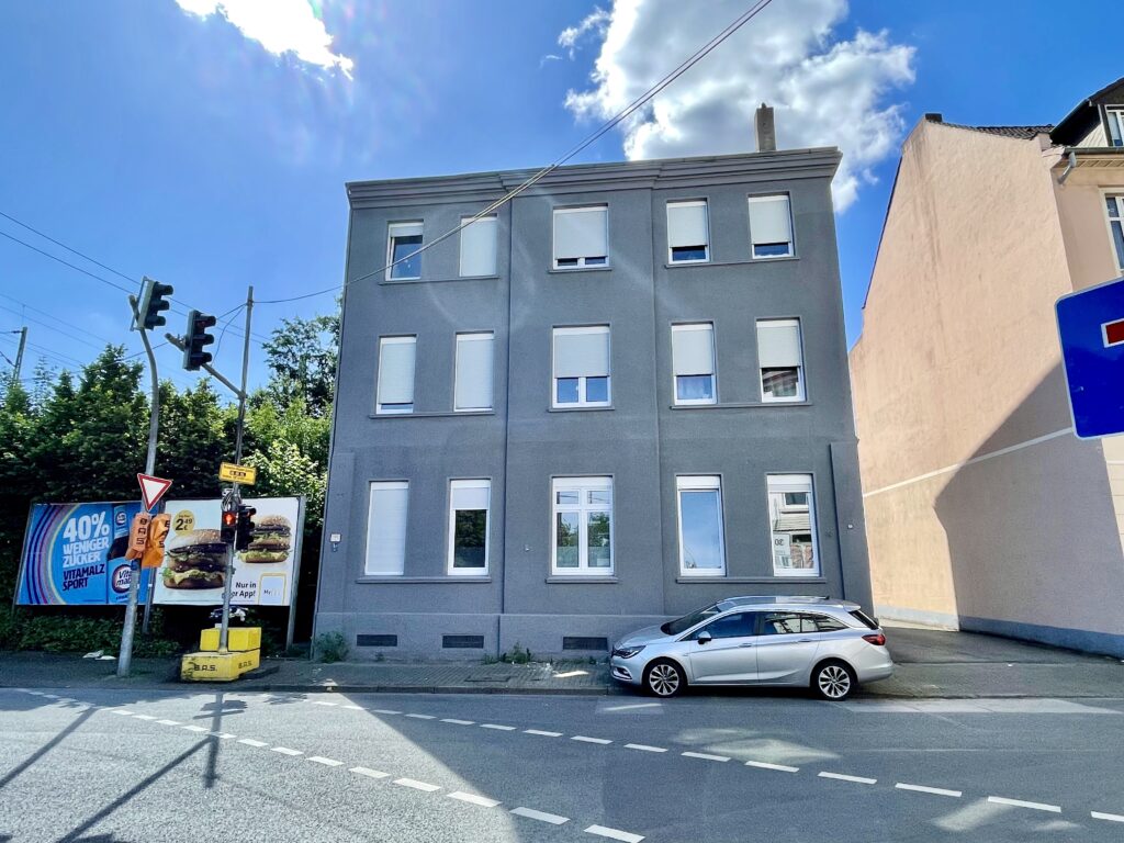 Renoviertes Mehrfamilienhaus mit weiteren Entwicklungspotenzial in Dortmund-Dorstfeld Renoviertes Mehrfamilienhaus mit weiteren Entwicklungspotenzial in Dortmund-Dorstfeld