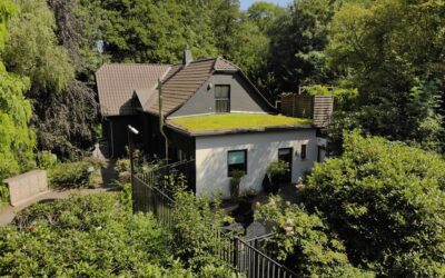 Historisches Zweifamilienhaus mit modernen Wohnkomfort und großen Garten